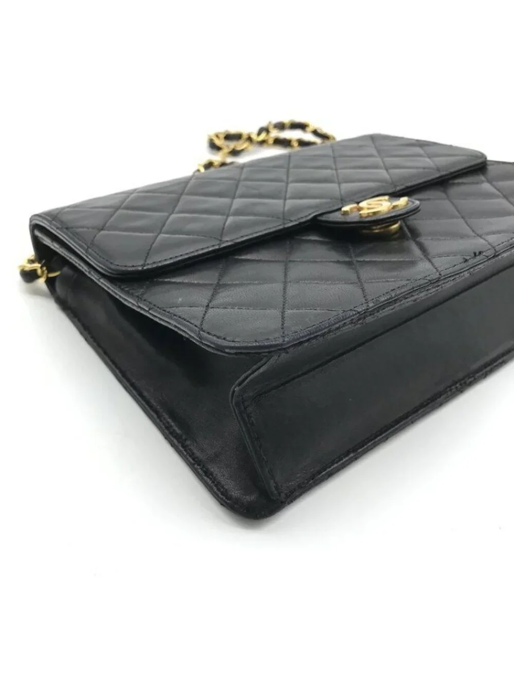 Chanel Quilted CC Logo Chain Shoulder Bag Push Lock Lambskin
